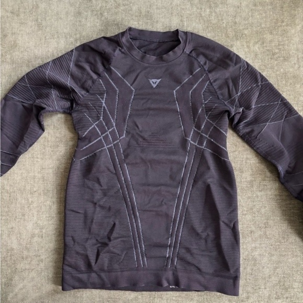 Gray Long Sleeve Athletic Top